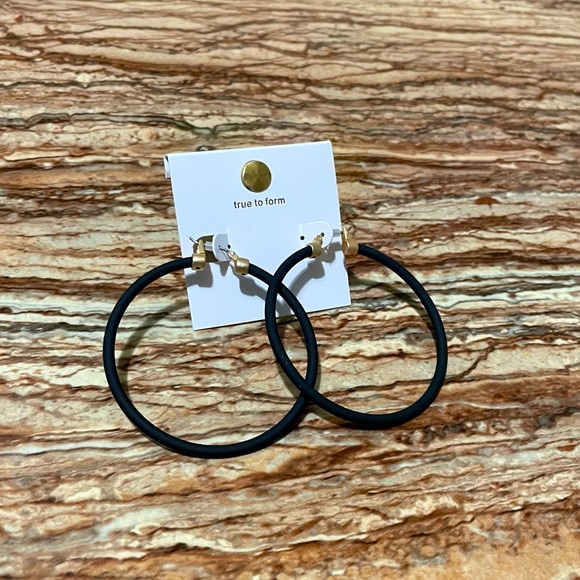 True To Form - Picture 5 of 14